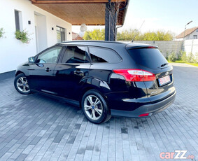 // Ford Focus 2013 167.000km //