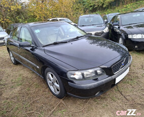 Volvo V40. an 2005, 2.0 tdi = Posibilitate rate