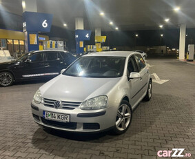 VW Golf 5 1.6fsi din 2005 gri