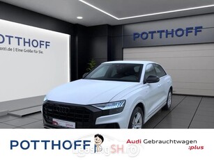 Audi Q8 55 TFSie q. Matrix AHK Leder PDC Kamera