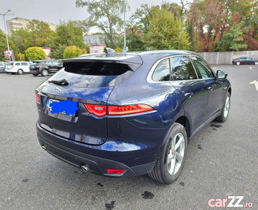 Jaguar F Pace - 240 CP