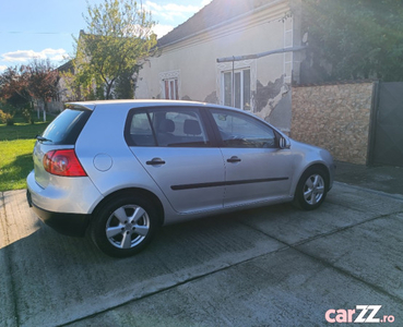 Vw passat an 2006 diesel 1.9 tdi klimatronic adus recent