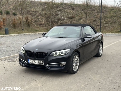 BMW Seria 2 220i Cabrio Aut.