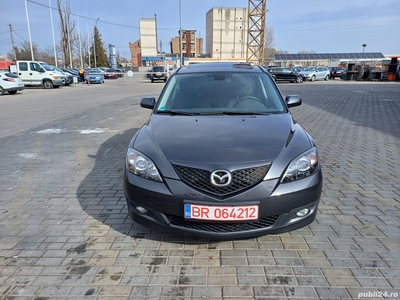 Mazda 3 1.6 benzina 105 cai lant 172.000 km clima,trapa,jante Import Germania