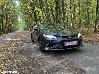 Toyota Camry 2.5 Hybrid Dynamic