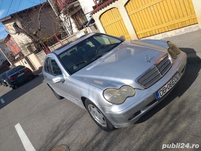 vand Mercedes 220 cdi