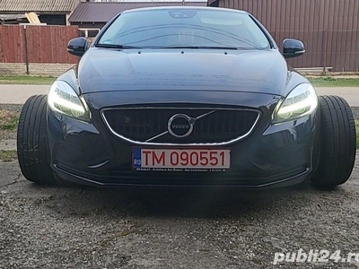 Volvo v40 D2 geartronic business plus,diesel,automat