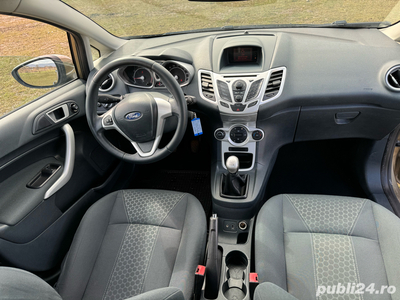 ford fiesta titanium 2012