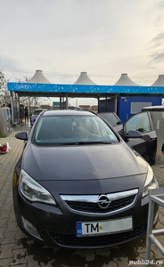 Opel Astra J Sport Tourer