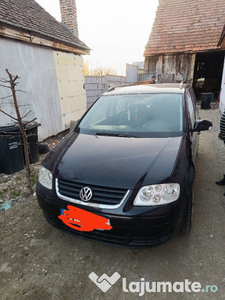 Volkswagen Touran pret ușor negociabil