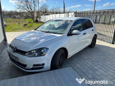 Vw Golf 7 alb cu tableta încorporată