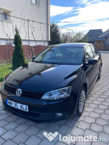 VW Jetta 2012 1.6TDI 105cp