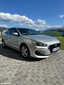 Hyundai i30 1.4 100CP 5DR M/T Highway