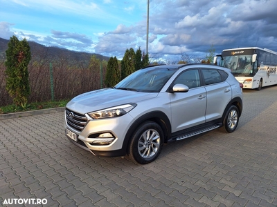 Hyundai Tucson blue 2.0 CRDi 4WD Premium