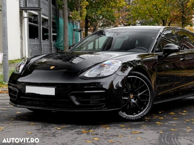 Porsche Panamera 4