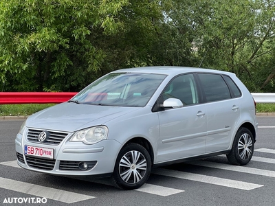 Volkswagen Polo 1.6 Attractive