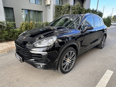 2016 Porsche CAYENNE 3.0 Diesel 262 cp Panoramic , BOSE , TVA DEDUCTIBIL