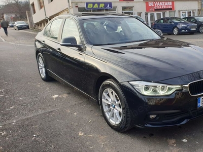 BMW Seria 3 318d xDrive Advantage