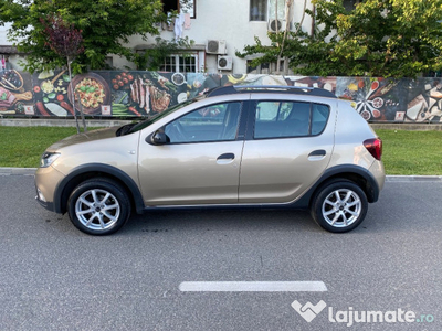 Dacia Sandero Stepway 2018, benzina, automata