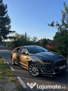 Ford Mondeo Vignale Hybrid