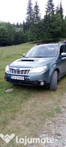 Subaru forester masina