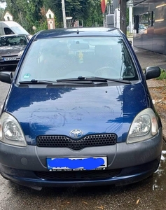 Toyota Yaris 1.0 benzina