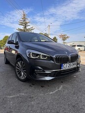 BMW Seria 2 218d xDrive AT