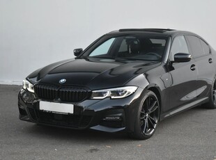 BMW Seria 3 320i xDrive AT