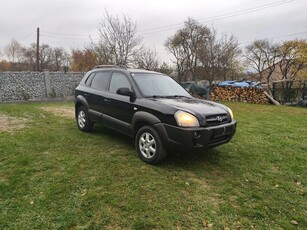 Hyundai Tucson 2.0 CRDI VGT GLS 2WD MT STYLE