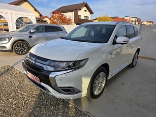 Mitsubishi Outlander PHEV 2.4 L 4X4 Instyle+