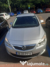 Opel astra j 2011 1.4 benzina gpl 60000km