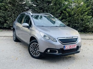 Peugeot 2008 1.2 L PureTech Turbo S&S Allure