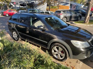 Skoda Octavia Combi 2.0 TDI DPF Ambient 4x4