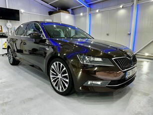 Skoda Superb 2.0 TDI DSG 4X4 Laurin & Klement