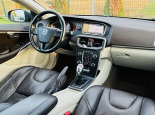 Volvo V40 D3 Momentum