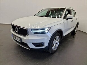 Volvo XC 40 D3 AWD Momentum