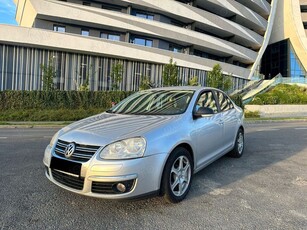 VW Jetta - 1.9 TDI - 2008