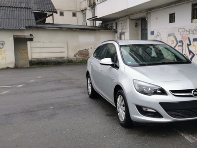 Opel astra - An 2016-Diesel 1.6-Euro 6 - Navi