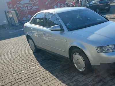 Audi A4 Benzina 1.6