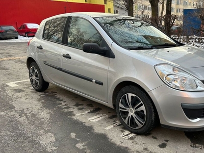 Renault Clio 1.2 bnz 2006 impecabil