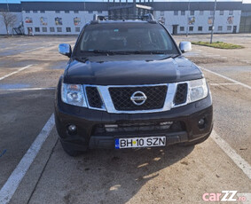 Nissan Navara V6