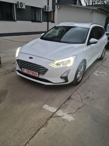 Ford Focus euro 6 Rosu