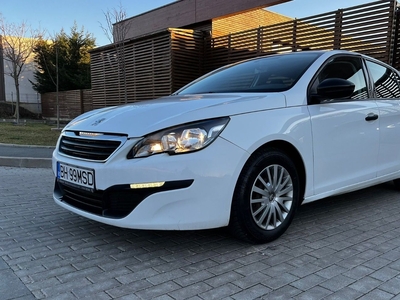 Peugeot 308, rulaj 82.000 km/ An fabricatie 2015 Oradea