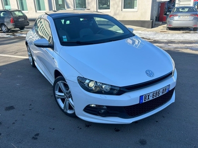 VW SCIROCCO R-Line *1.4TFSi*2010*Bi-Xenon*Navigatie*Trapa* Sanpetru