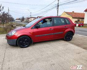 Ford fiesta an 2007 benzina 1.3 distribuție lanț klima