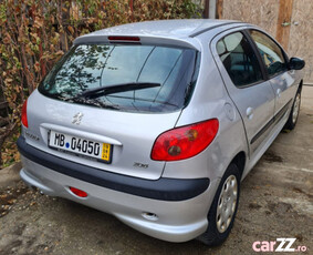 Peugeot 206 1.4 benzină