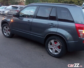 Suzuki grand Vitara 2 FUUL 4×4 permanent