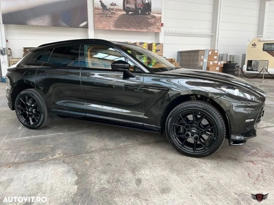 Aston Martin DBX Standard