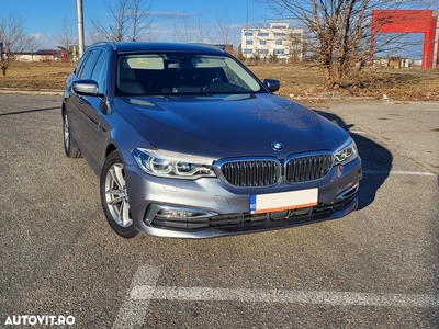 BMW Seria 5 520d xDrive AT