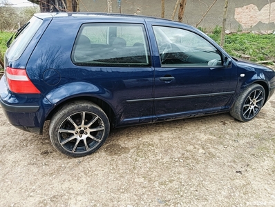 Golf 4 1,6 benzină